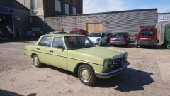 Mercedes 200