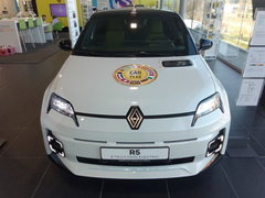 Renault R5