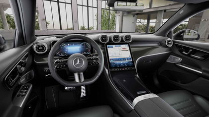 Mercedes GLC 300 DE 4MATIC Coupé AMG Line | Panoramisch Dak | Head-Up Display | 360° Parkeerpakket | Burmester | Nightpack | Verwarmde Zetels | Memory Zetels | Smartphone Integratie | Widescreen |