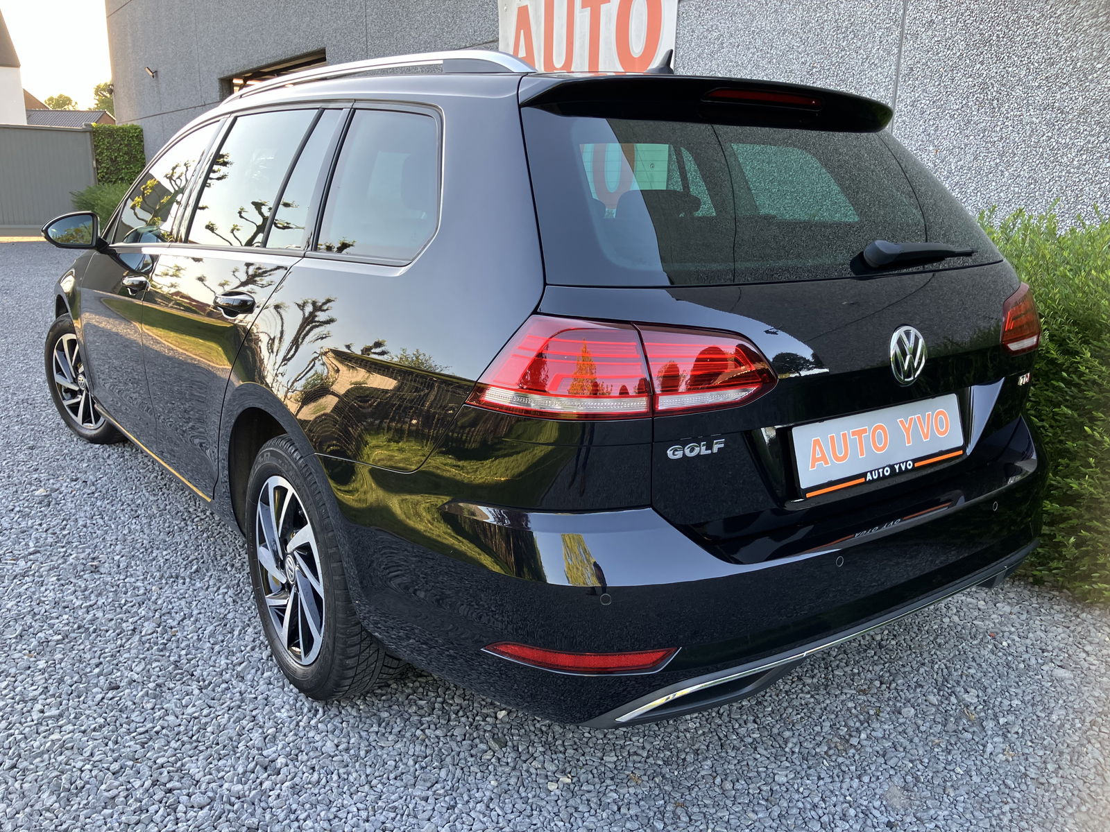 Volkswagen_Golf Variant_2