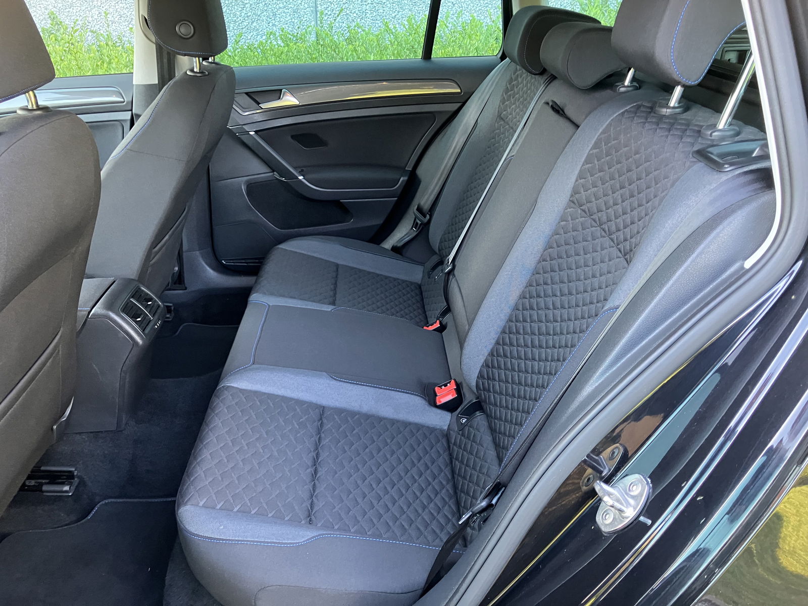 Volkswagen_Golf Variant_21