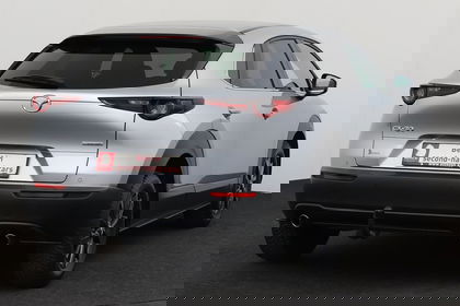 Mazda CX-30 SKYACTIVE -G 150 PK COSMO MHEV SKYACTIVE -G 150 PK COSMO MHEV + A/T + GPS + LEDER + CAMERA + PDC + ALU +TREKHAAK