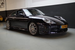 Porsche 911 CARRERA