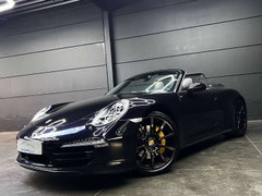 Porsche 911 CARRERA