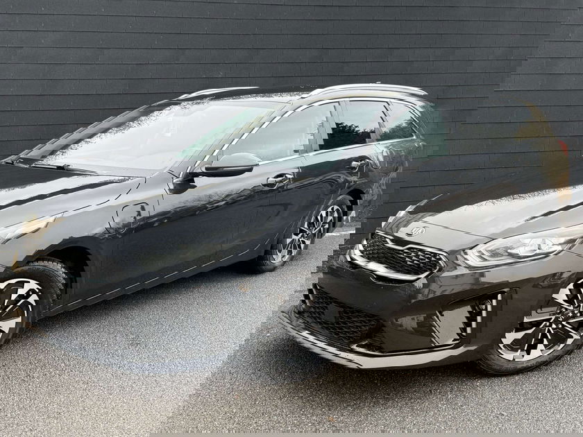 SW / cee'd SW 1.6 PHEV HYBRID+NAVI+CAMERA+SIEG CHAUFF+VENTILE